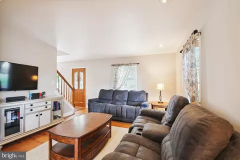 773 222nd St, Pasadena, MD 21122 photo 7