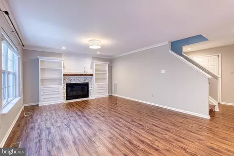 2805 Klein Ct, Crofton, MD 21114 photo 3
