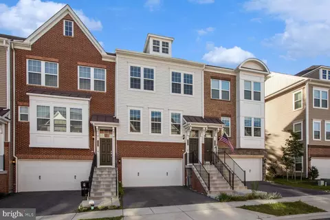 8329 Meadowood Dr, Hanover, MD 21076