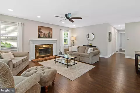 1774 Regents Park Rd E, Crofton, MD 21114 photo 7