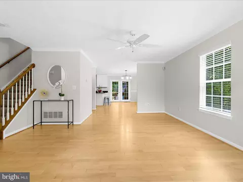 1493 Falcon Nest Ct, Arnold, MD 21012 photo 4