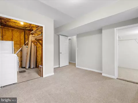 7810 Solari Ct, Pasadena, MD 21122 photo 30