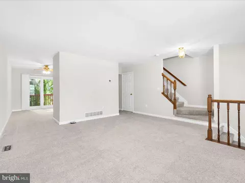 7810 Solari Ct, Pasadena, MD 21122 photo 8