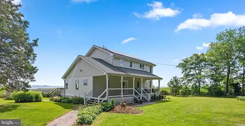 5569 Harford St, Churchton, MD 20733