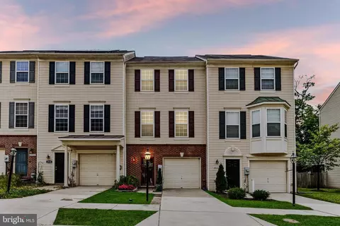 6836 Warfield St, Glen Burnie, MD 21060