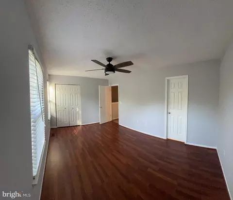 301 Cool Breeze Ct, Pasadena, MD 21122 photo 9