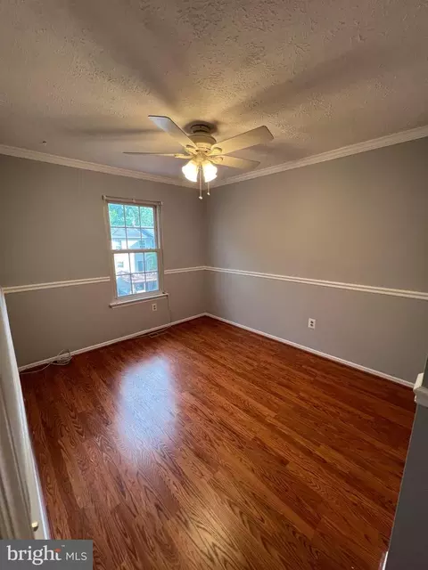 301 Cool Breeze Ct, Pasadena, MD 21122 photo 10