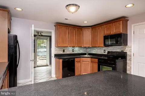 3691 7th Ave, Edgewater, MD 21037 photo 6