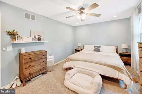 Bedroom - 3516 Marble Arch Dr, Pasadena, MD 21122 photo 2 of 7