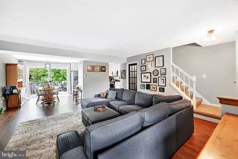 Living - 3516 Marble Arch Dr, Pasadena, MD 21122 photo 2 of 2