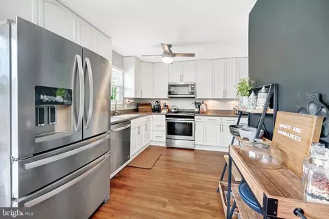 Kitchen - 3516 Marble Arch Dr, Pasadena, MD 21122 photo 1 of 3