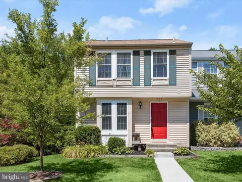 Exterior - 723 Willowby Run, Pasadena, MD 21122 photo 6 of 11