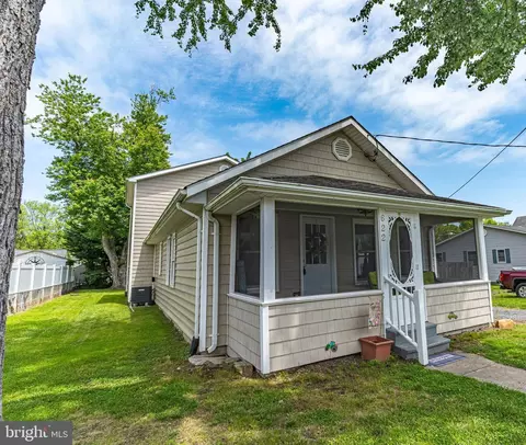 Exterior - 622 Irvin Ave, Deale, MD 20751 photo 7 of 7