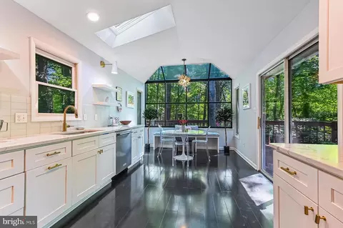 443 Poplar Ln, Annapolis, MD 21403