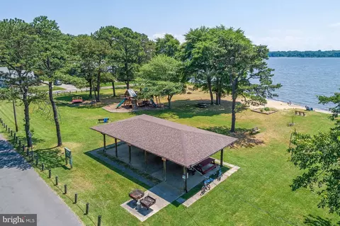 View/Area - 150 Sillery Bay Rd, Pasadena, MD 21122 photo 7 of 29