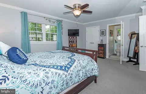 Bedroom - 150 Sillery Bay Rd, Pasadena, MD 21122 photo 3 of 7