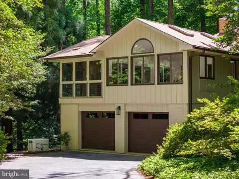 513 Powell Dr, Annapolis, MD 21401