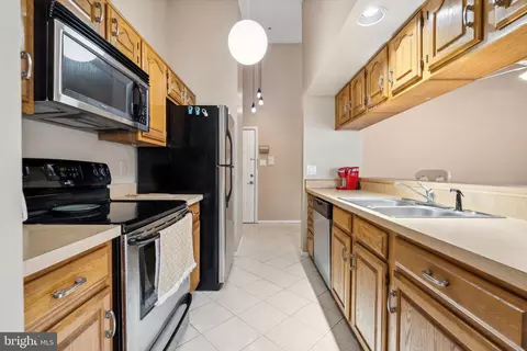867 Deering Rd #9K, Pasadena, MD 21122 photo 9