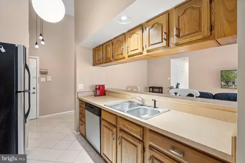 867 Deering Rd #9K, Pasadena, MD 21122 photo 11