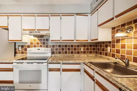 3501 K Lochearn Ct #K, Pasadena, MD 21122 photo 17