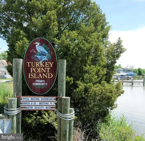 Turkey Point Road, Edgewater, MD 21037