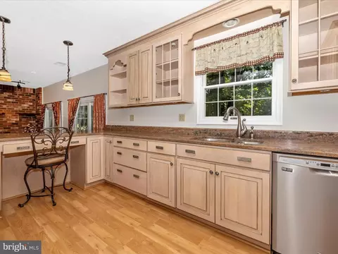 7791 Kawshek Path, Hanover, MD 21076 photo 11
