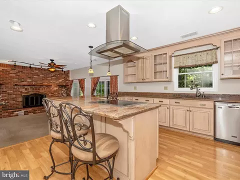 7791 Kawshek Path, Hanover, MD 21076 photo 10