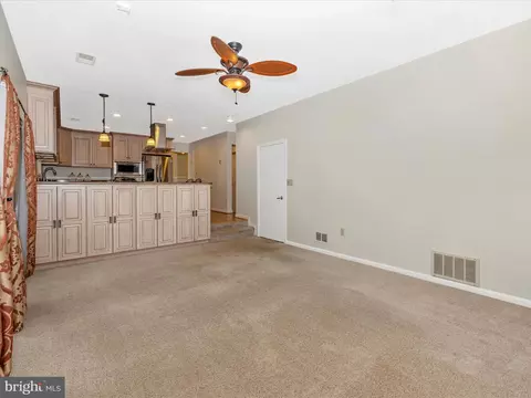 7791 Kawshek Path, Hanover, MD 21076 photo 17