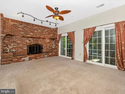 7791 Kawshek Path, Hanover, MD 21076 photo 16