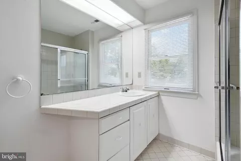 Bath - 6011 Melbourne Ave, Deale, MD 20751 photo 2 of 6