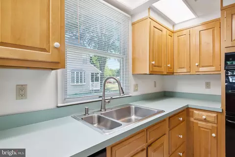 Kitchen - 6011 Melbourne Ave, Deale, MD 20751 photo 2 of 6