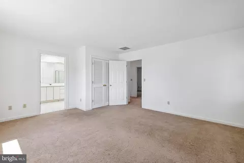 Bedroom - 6011 Melbourne Ave, Deale, MD 20751 photo 5 of 6