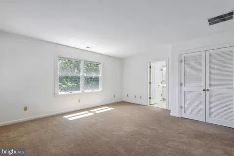 Bedroom - 6011 Melbourne Ave, Deale, MD 20751 photo 4 of 6