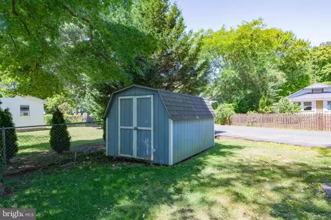 Exterior - 6011 Melbourne Ave, Deale, MD 20751 photo 4 of 4