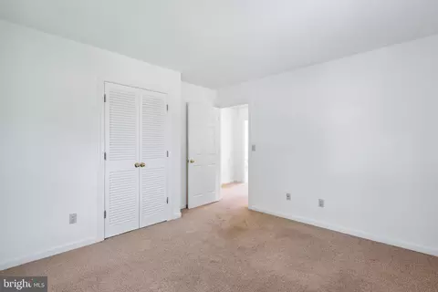 Bedroom - 6011 Melbourne Ave, Deale, MD 20751 photo 2 of 6