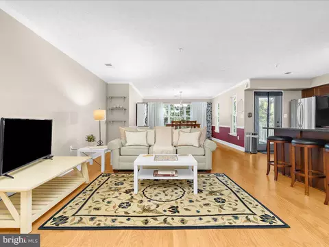 633 Admiral Dr #H9-307, Annapolis, MD 21401