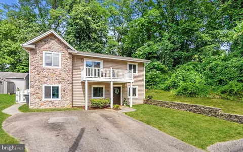 Exterior - 511 Forest Rd, Riva, MD 21140 photo 2 of 9