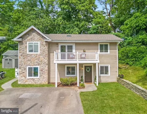511 Forest Rd, Riva, MD 21140