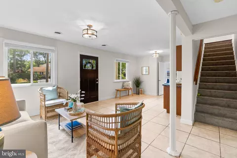 Entry Way - 511 Forest Rd, Riva, MD 21140 photo 1 of 5