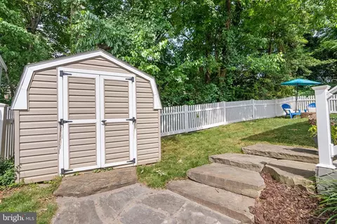 Exterior - 511 Forest Rd, Riva, MD 21140 photo 5 of 9