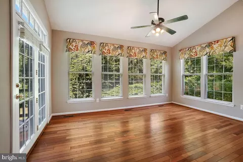 8114 Bell Tower Xing, Pasadena, MD 21122 photo 18