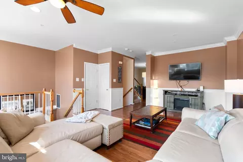 Entry Way - 80 Two Rivers Dr, Edgewater, MD 21037 photo 1 of 2