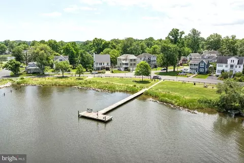 View/Area - 1640 Fairhill Dr, Edgewater, MD 21037 photo 2 of 10