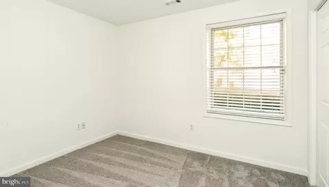 Bedroom - 1640 Fairhill Dr, Edgewater, MD 21037 photo 6 of 6