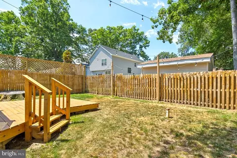 Exterior - 1640 Fairhill Dr, Edgewater, MD 21037 photo 8 of 9