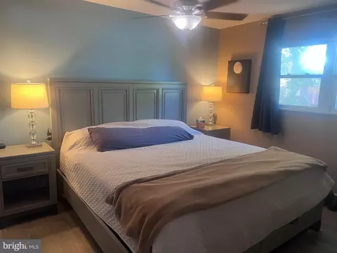 Bedroom - 8580 Main Ave, Pasadena, MD 21122 photo 1 of 3