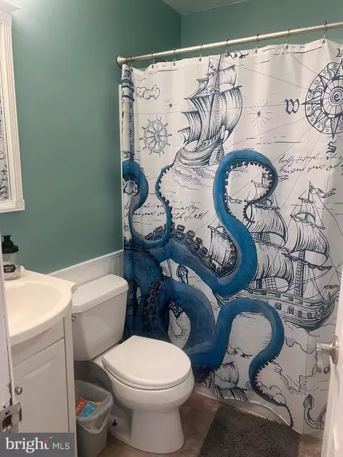 Bath - 8580 Main Ave, Pasadena, MD 21122 photo 1 of 1