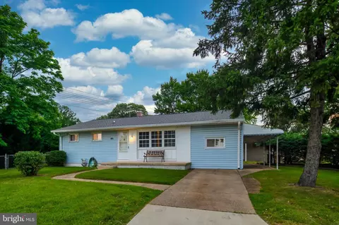 1638 Bedford Rd, Glen Burnie, MD 21061