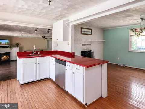 Kitchen - 1619 Midland Rd, Edgewater, MD 21037 photo 1 of 3