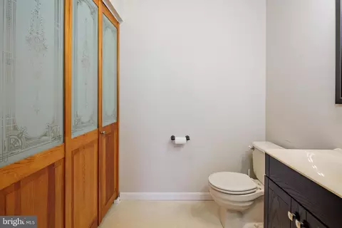 8431 Kenton Rd, Pasadena, MD 21122 photo 14
